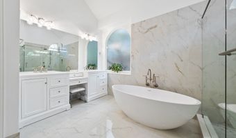 14664 Wayside Ct, Addison, TX 75001