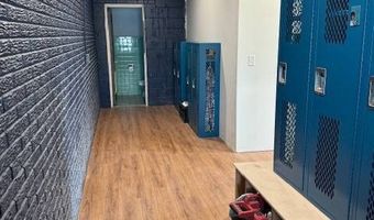 1016 M St, Aurora, NE 68818