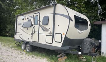 8348 State Highway 5, Ava, MO 65608