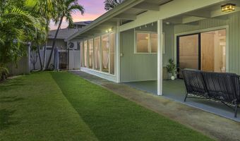 445 N Kainalu Dr B, Kailua, HI 96734