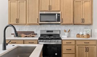 512 HORSESHOE Rd, Burns, WY 82053