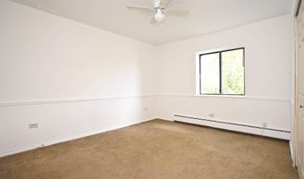 126 S La Londe Ave, Addison, IL 60101