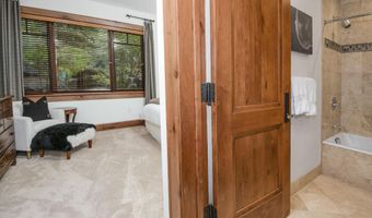 320 Hummingbird A101, Avon, CO 81620