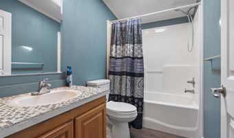 10 Raiders Ln, Raymond, NH 03077