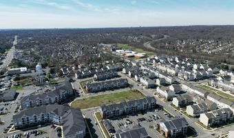 8 COMMONWEALTH Ave 6, Claymont, DE 19703