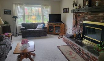 6 Farley Ln, Berlin, NH 03570