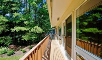 8308 LILLY STONE Dr, Bethesda, MD 20817