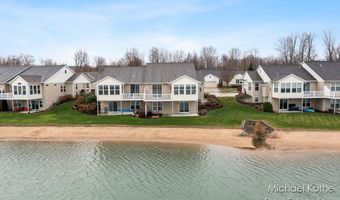 7443 Watermark Dr 32, Allendale, MI 49401