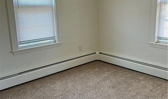 14 Woodland Ct, Lincoln, RI 02865