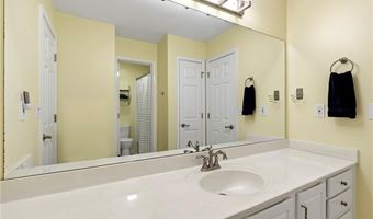 374 Ivy Glen Cir, Avondale Estates, GA 30002