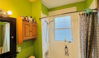 921 W Chew St, Allentown, PA 18102