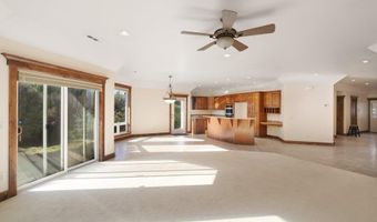 219 Schooner Bay Dr, Brookings, OR 97415