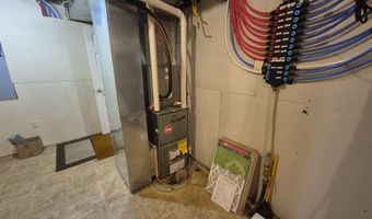 2005 NW 20th Ave, Aberdeen, SD 57401