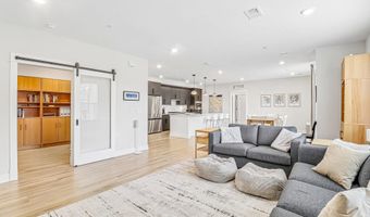 43795 TRANSIT Sq 202, Ashburn, VA 20147