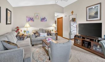 103 Greenwich Dr, Albany, NY 12203