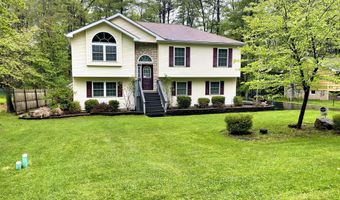 129 Birchwood Rd, Blakeslee, PA 18610