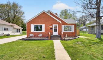 1032 Kingsbury St, Belle Fourche, SD 57717