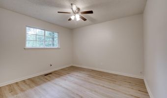 6823 Foxfire Dr, Benton, AR 72019