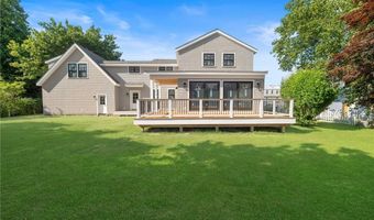 26 Westmoreland St, Narragansett, RI 02882
