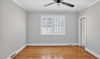 512 Carrison St, Camden, SC 29020