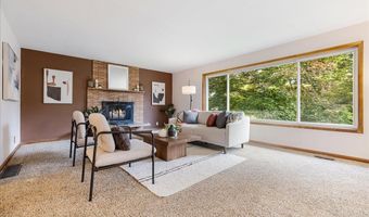 886 LINN Ave, Oregon City, OR 97045