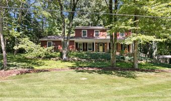 925 Sandin Rd, Akron, OH 44333