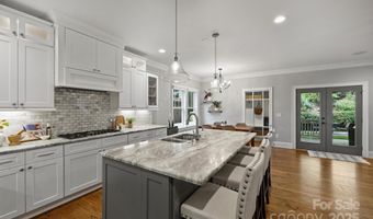 1501 Tippah Ave, Charlotte, NC 28205