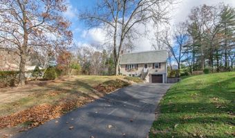 853 S West St, Agawam, MA 01030