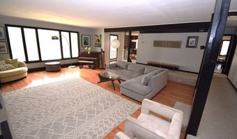 51 Ironworks Rd, Clinton, CT 06413