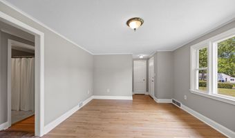 27 Lathrop Dr, Coventry, CT 06238