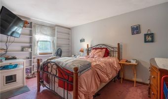 15 Driftwood Dr, Coventry, RI 02816