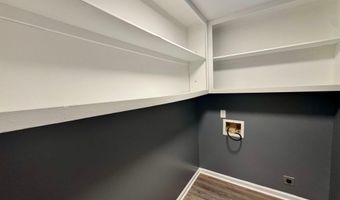 509 Honeysuckle Ln, Albertville, AL 35950