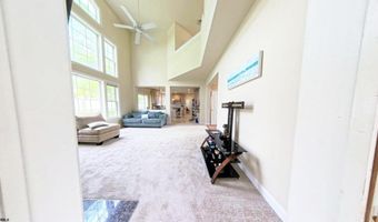 203 Cynwyd Dr, Absecon, NJ 08201