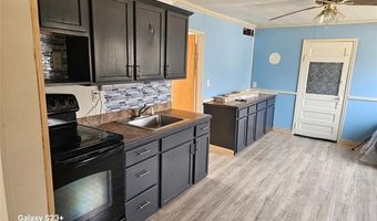 11035 Charles Dr, Argentine, MI 48418