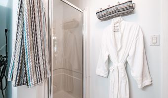117 Middle Rd, Acton, ME 04001