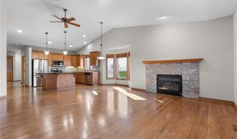 2535 Superior Ln NW, Rochester, MN 55901