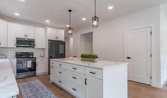 77 White Rock Hill Rd, Bow, NH 03304