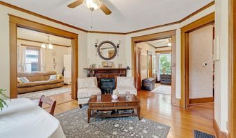 804 S Jackson St, Auburn, IN 46706