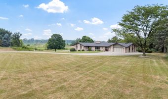 7290 Wingeier Ave SE, Alto, MI 49302