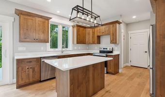 57 Priscilla Ln, Acton, ME 04001