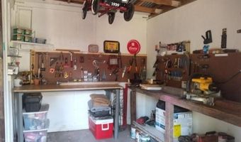 207 N Oneil St, Alvord, TX 76225