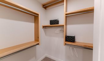 325 W Boxthorn Dr Acadia +, Andover, KS 67002