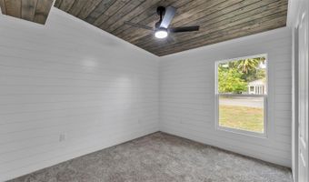 127 COLONIAL Dr, Auburndale, FL 33823