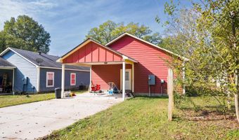 202 N Holly St, Beebe, AR 72012