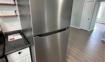 17 Warren Ave, Lincoln, RI 02865