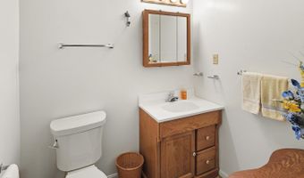 7304 WESTWIND Dr, Bowie, MD 20715