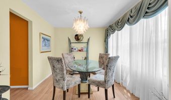 14 Dolan Ave, Aberdeen, NJ 07747