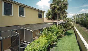 7368 Bristol Cir, Naples, FL 34120