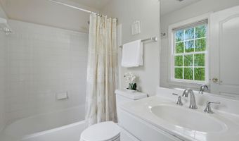 6211 YORKSHIRE Ter, Bethesda, MD 20814