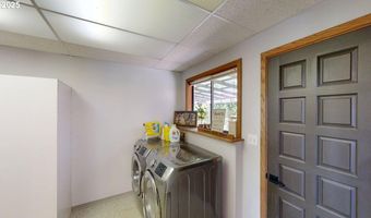 98393 E COUGAR Ln, Brookings, OR 97415